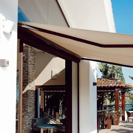 Daire Arqueros Luxury - Private Garden & Pool *