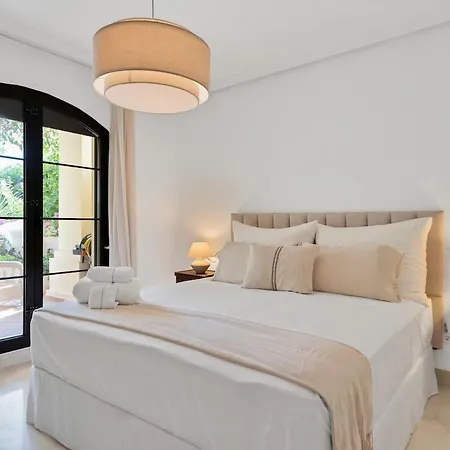 Arqueros Luxury - Private Garden & Pool